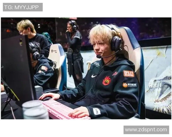 城市赛分析：FPX选手个人能力的精彩展现与战术配合探讨